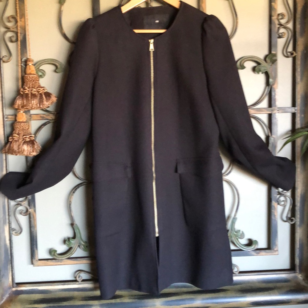 Trendy H&M black tweed coat fully lined